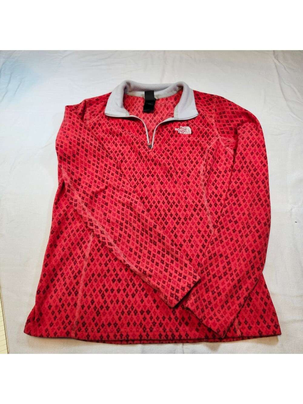 The North Face Long Sleeve Pullover Fleece Top
